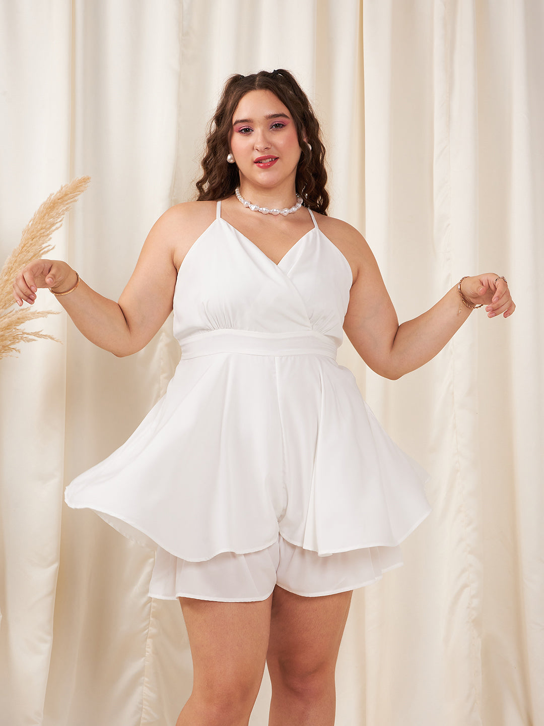 Berrylush Women Plus Size Solid White V-Neck Sleeveless Waist Tie-Up Backless Layered Mini Playsuit